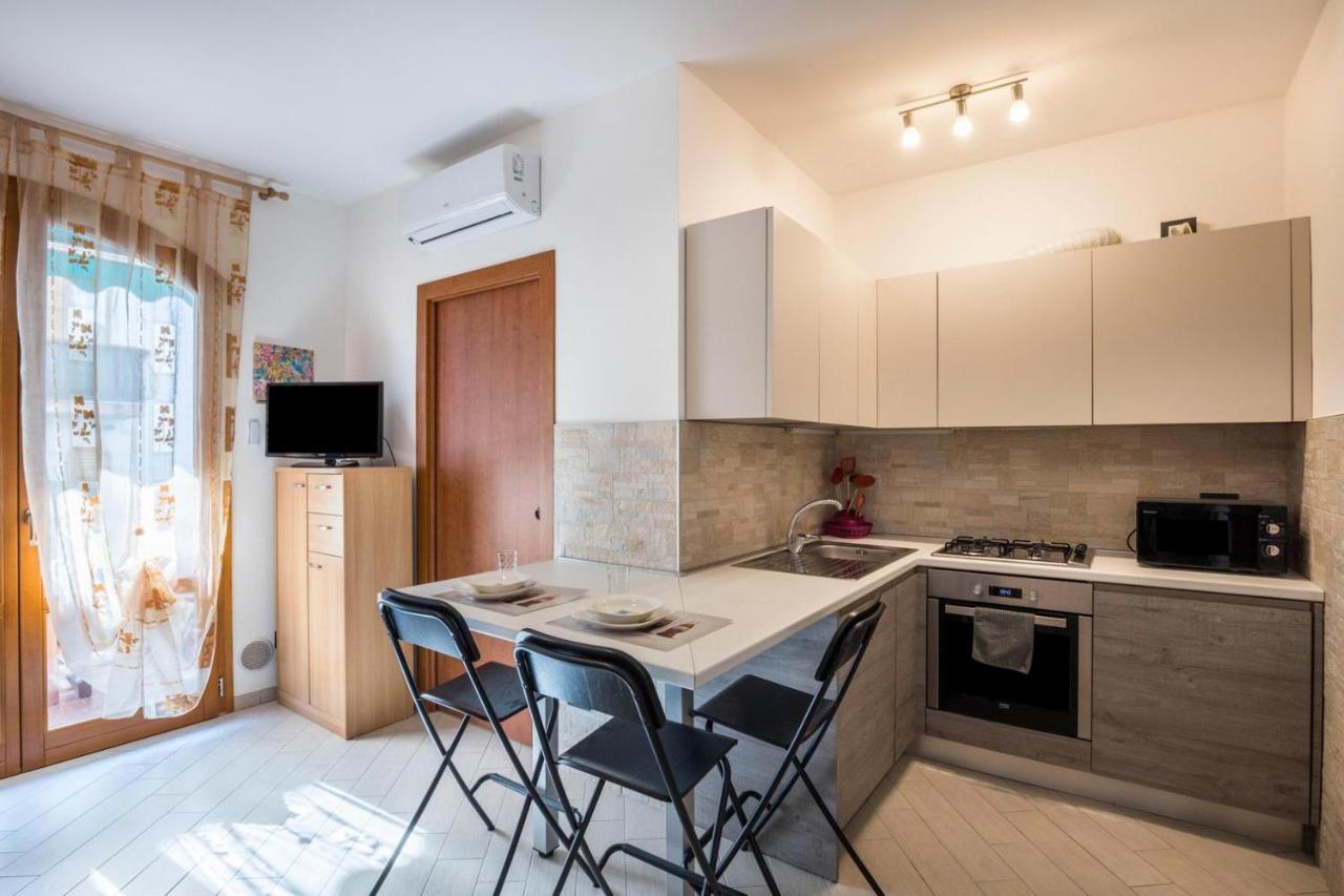 Il Bianconiglio Apartman Peschiera del Garda Kültér fotó