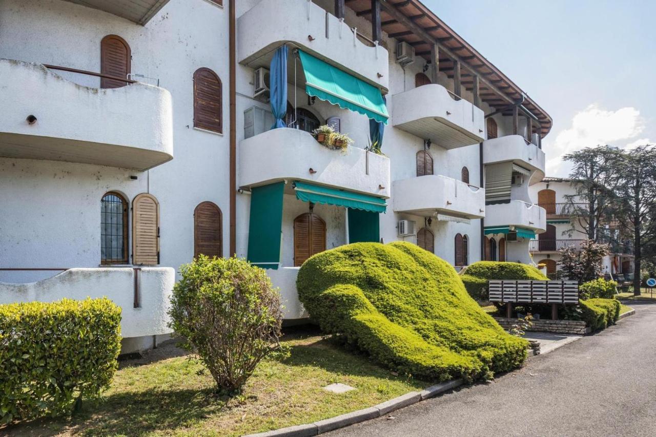 Il Bianconiglio Apartman Peschiera del Garda Kültér fotó